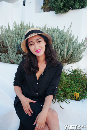 辣妈秀身材!赵子琪红唇性感网纱遮面娇媚