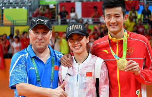 李永波与王适娴谌龙合影