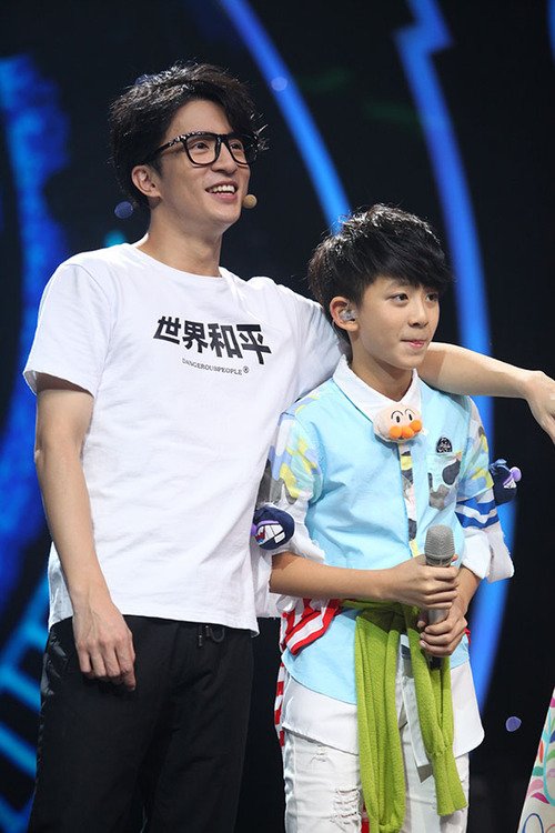 中国新声代第四季薛之谦张力也 使用"扫一扫"即可将网页分享到朋友圈