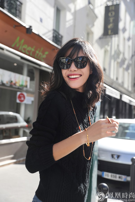 时尚主播linda巴黎街拍曝光 温暖阳光散发时尚魅力