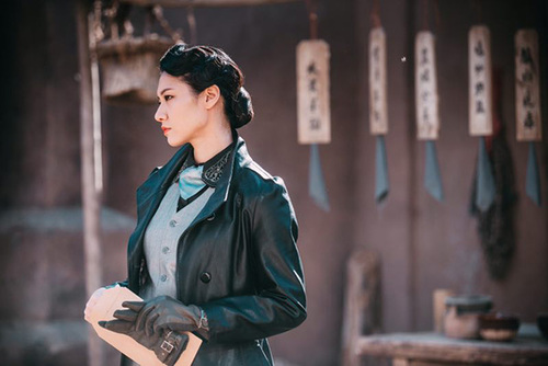 电视剧异战正在敦煌热拍吴冬妮性感开打