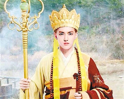 影片主创汪铎,包贝尔,杨一威,周星驰,吴亦凡,徐克,巴特尔,林更新(从左