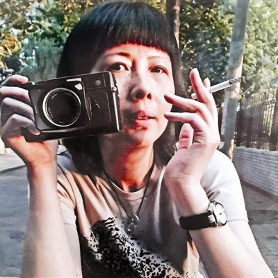 冯丽比死亡更坚硬的是对活着的误解_凤凰资讯