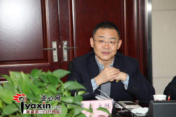 集团总经理范文胜,副董事长,副总经理蔡志舰,总经理助理苗奎,安装公司