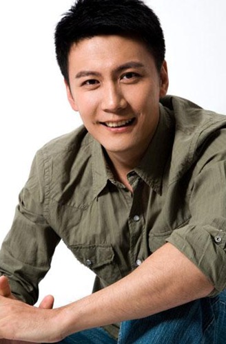 他曾靠摆地摊维生和刘涛演情侣娶了情深深雨蒙蒙第一美人