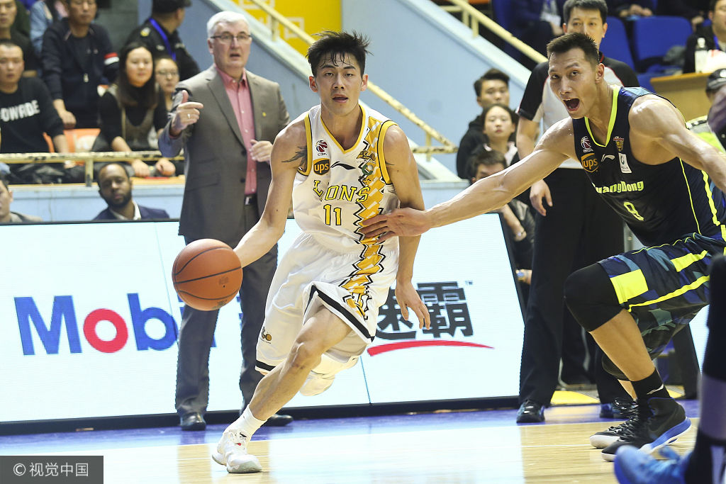 胡金秋20 15易建联14 6  广厦大胜广东