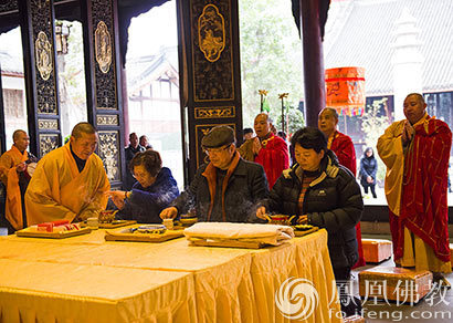 成都大慈寺方丈大恩大和尚,杭州市萧山区佛教协会会长广兴法师,杭州市