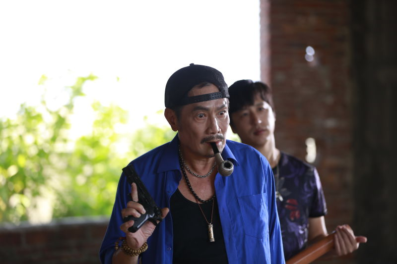 刘永(前),尊华(后)