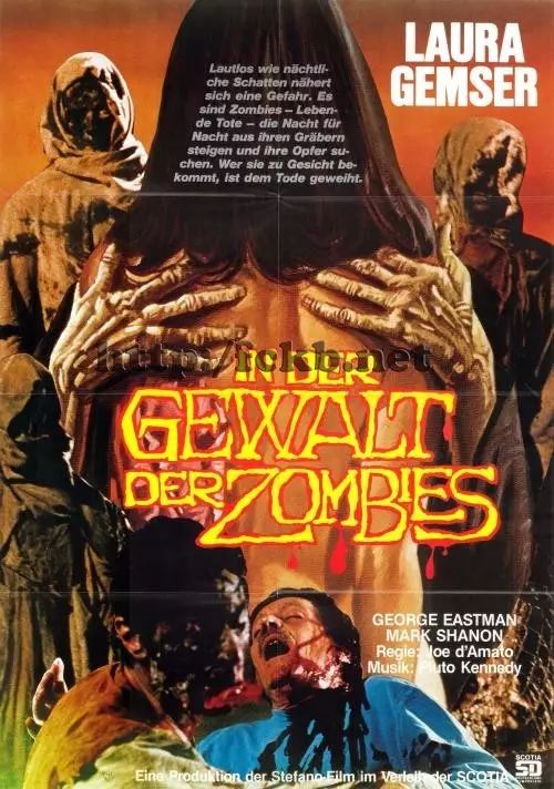 意大利僵尸电影痴迷于肉体,所以,淫靡的性场景以及血肉横飞的暴力场景