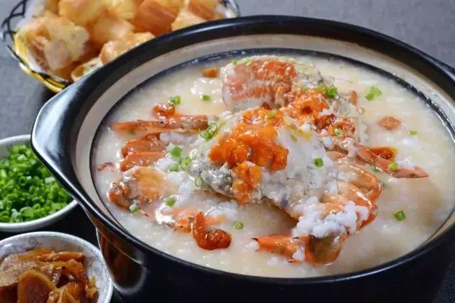 新海府粥城(和乐蟹粥,烧鸡,阉鸡,吉祥珍堆),龙泉海鲜酒楼(文昌鸡)