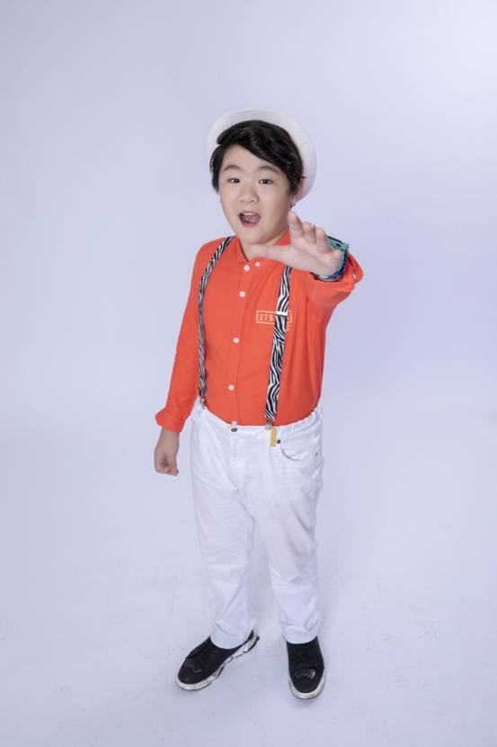 《中国新声代5》今日开播,零零后唱响时代最纯音!