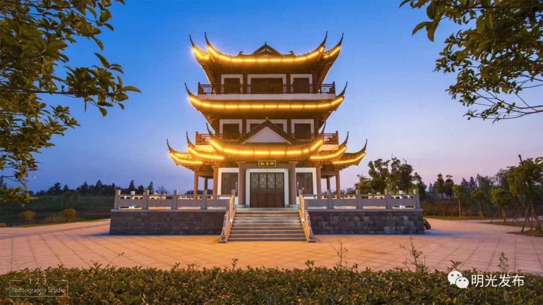 白天太热不想出门?来安徽明光九道湾赏夜景吧