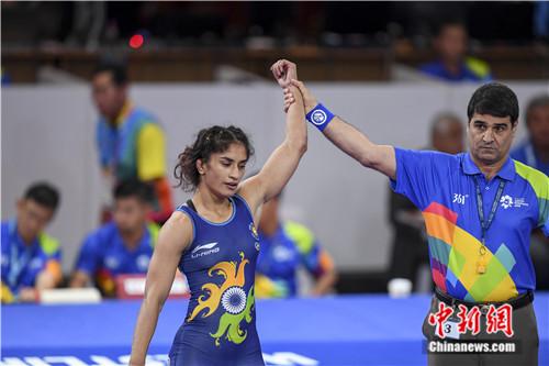 印度女子摔跤选手瓦因什在比赛中.中新社记者杨华峰摄