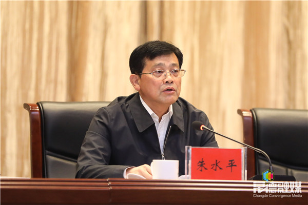 周德睿:坚定信心奋发作为 把开放强市产业立市继续推向前进