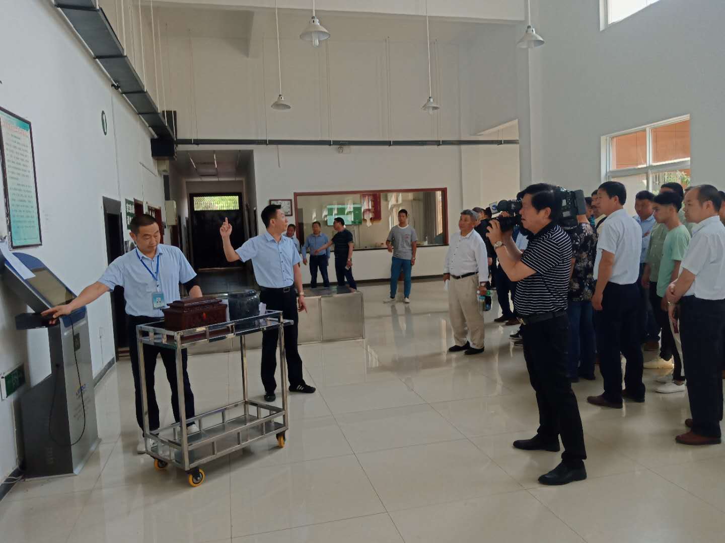 安徽桐城市殡仪馆举办首届公众开放日活动