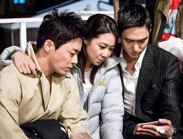 女主脚踏两只船,男主气到脱光…这狗血剧情让人笑喷