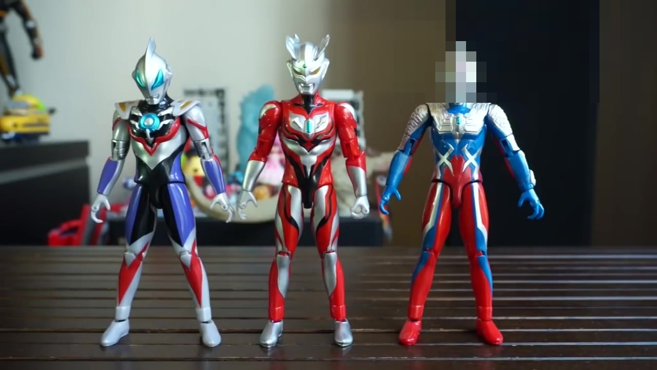 现有的都不满意么捷德奥特曼这个系列还是自己打造的好